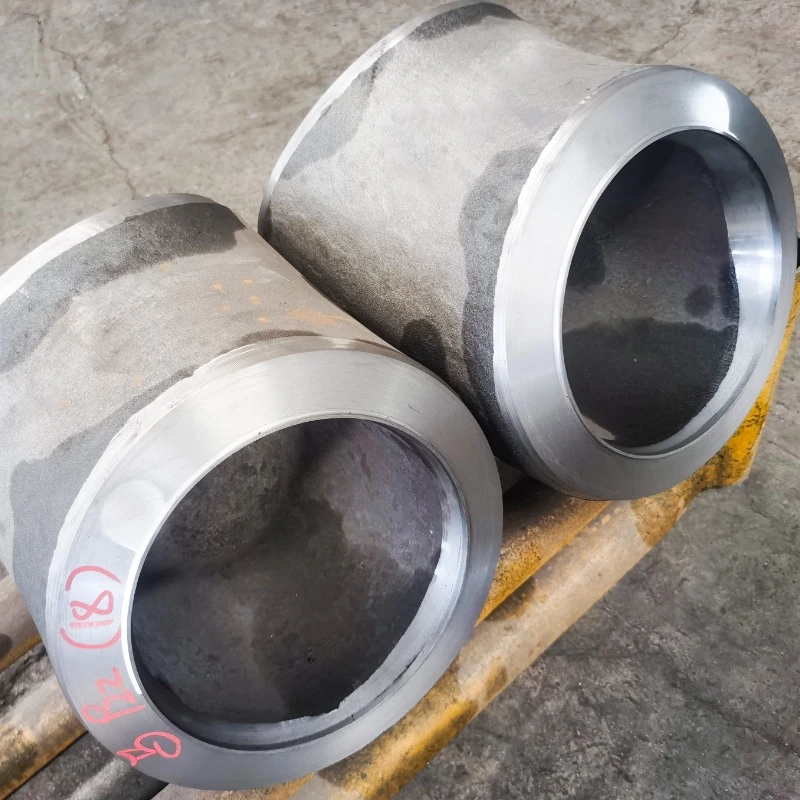 Codo de acero de aleaci&oacute;n ASTM A234 WP22