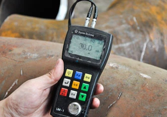 Medidor ultras&oacute;nico de espesor