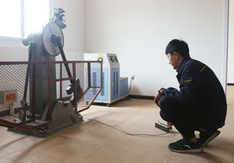 M&aacute;quina de Pruebas de Impacto